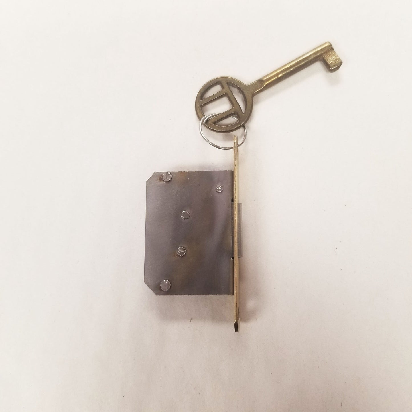 Cabinet Lock with Skeleton Key