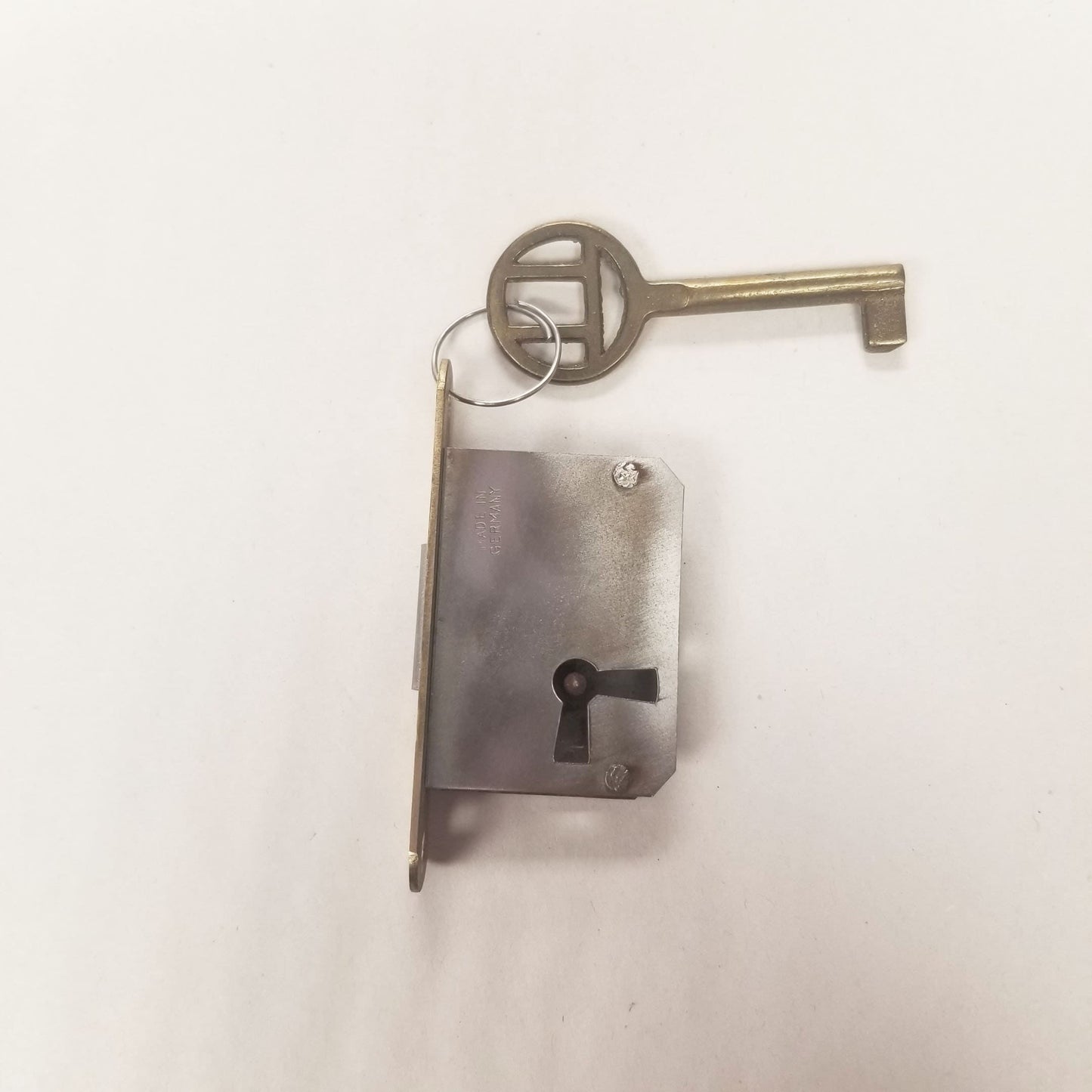 Cabinet Lock with Skeleton Key